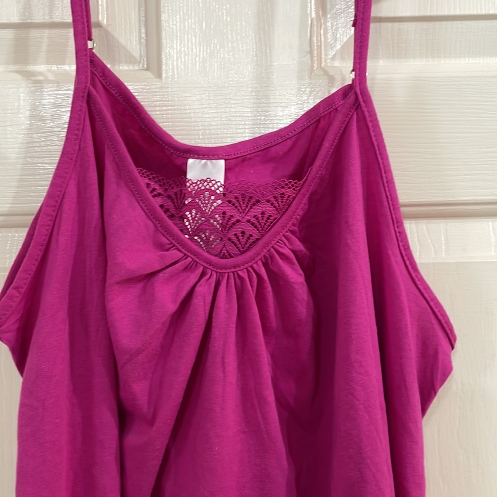NWOT 4 PC Bundle of 4 Women’s Camisole Tops - Picture 2 of 6